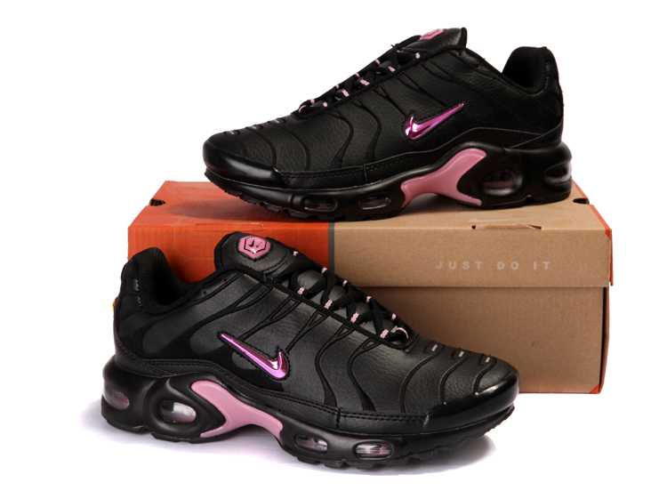 chaussure tn requin tn requin classic.JPG